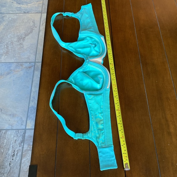 Vintage LULULEMON Underwire Bra Mint Colour 36C - Picture 2 of 8